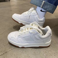 Hollywood-style American street thick-soled loafers for women, niche trendy white casual sports board shoes for men, breathable white shoes