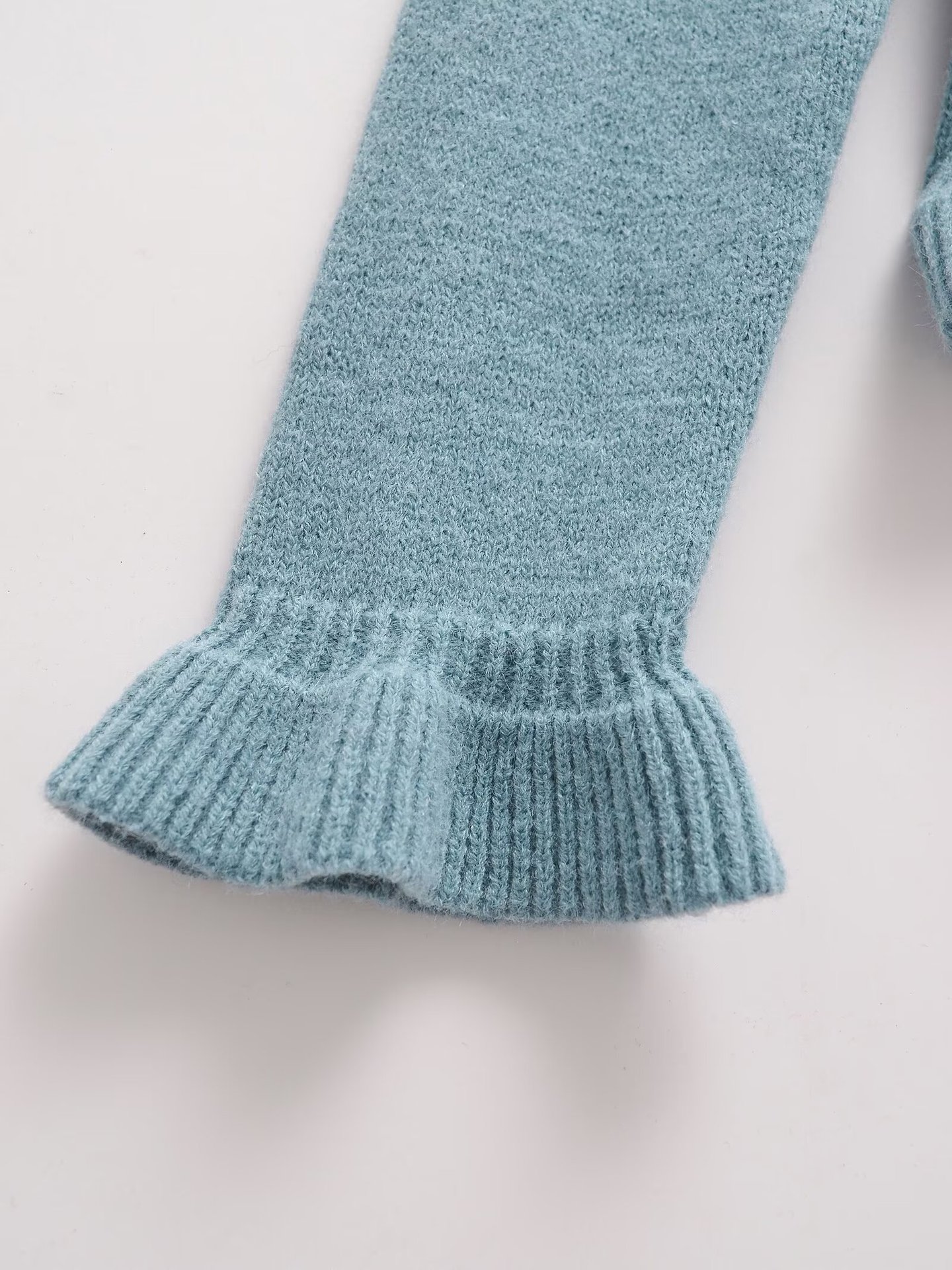 2024 Winter New Product Women's Personalized Stacked Decorative Knitted Cardigan Sweater w027 9608_voghion.com