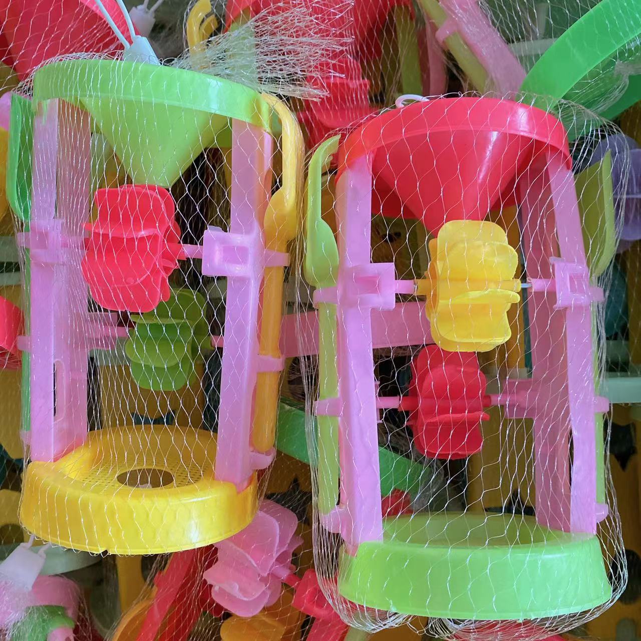 2 yuanes tienda juguetes de plástico reloj de arena herramientas de arena para niños pala traje juguetes de playa al por mayor transferencia de música jugando agua