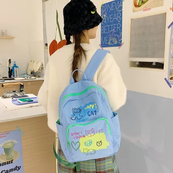 Unique Graffiti Backpack for Women, Lightweight and Stylish, Suitable for Middle School and College Students, Cute School Bag, Trendy Double-Shoulder Backpack for Women