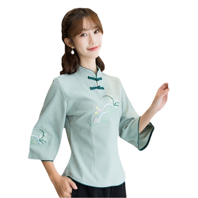 Chinese style top Tang suit tea suit National style improved cheongsam small top retro embroidered girlfriends group clothes pants suit