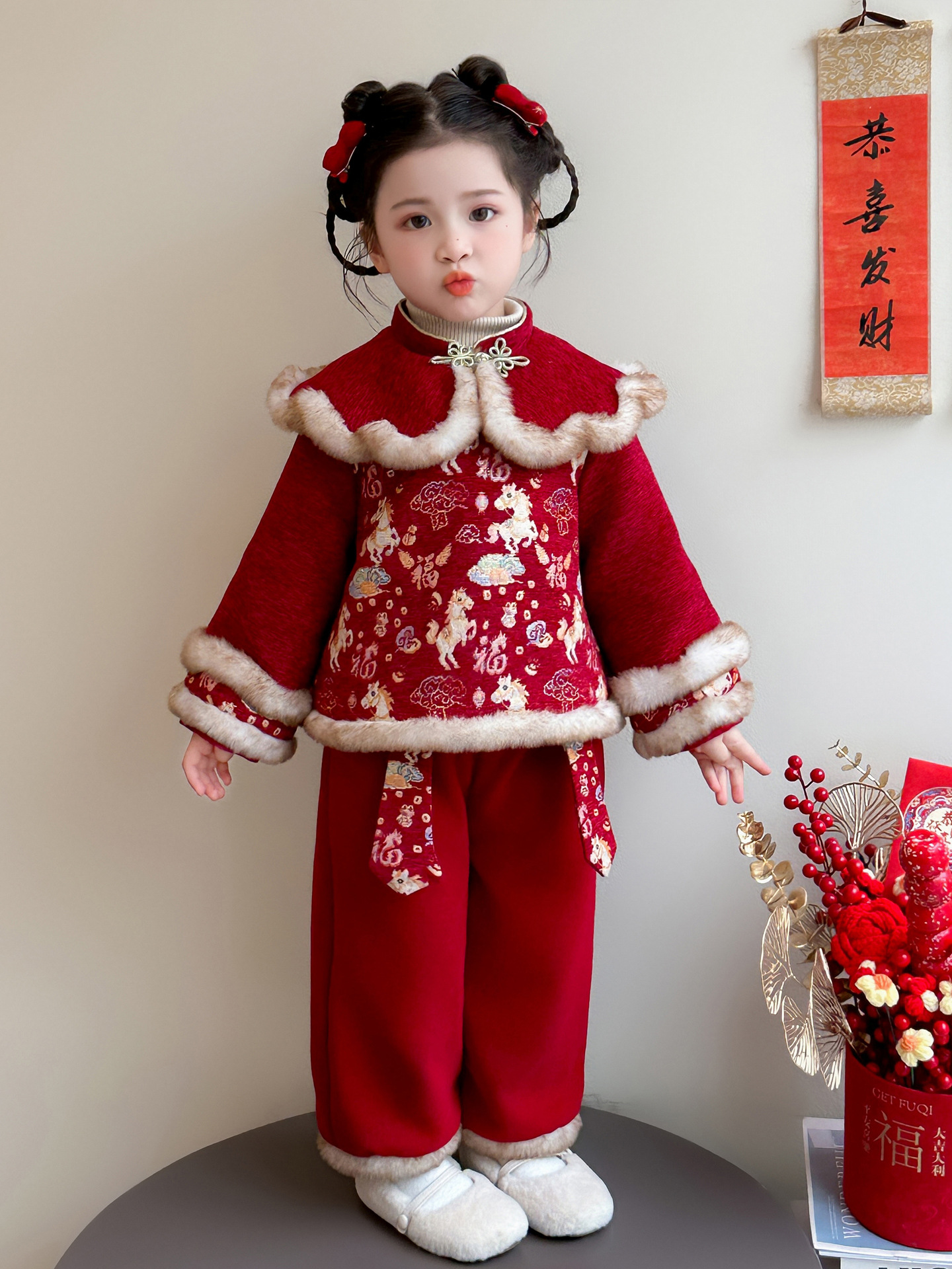 Conjunto de Ropa Tradicional China para Niñas Acolchado Térmico de Poliéster para Año Nuevo Chino image 1