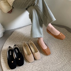 Leather fashion small shoes with a matte surface, shallow mouth square toe, flat sole single shoes, easy-to-wear versatile flat shoes, grandma shoes