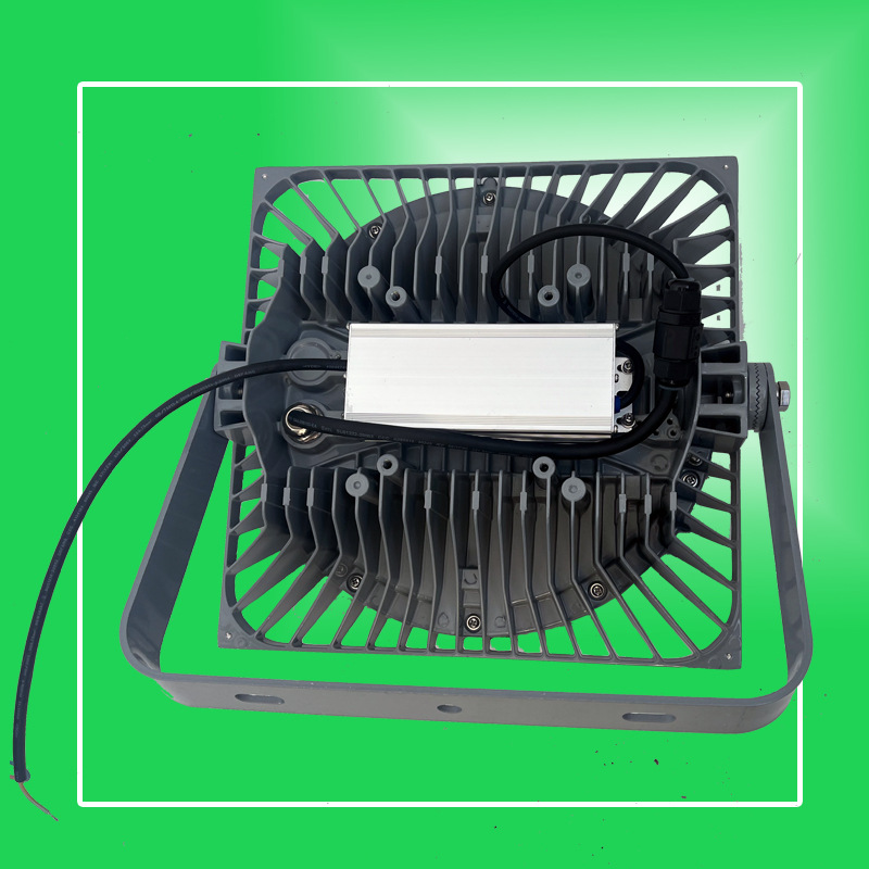 NFC9106 LED������ 100W��150W��200W���ݸ߶��� LED�����