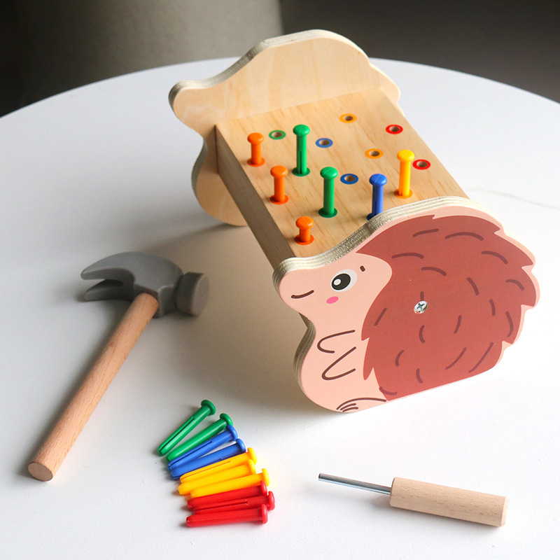 Montessori Early Education para niños de 2 a 4 años, rompecabezas, desmontaje, tornillos, erizo de cinco colores, caja de herramientas, juguetes ensamblados