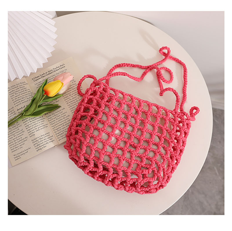 Women's Medium Polyester Solid Color Vintage Style Classic Style String Shoulder Bag display picture 1