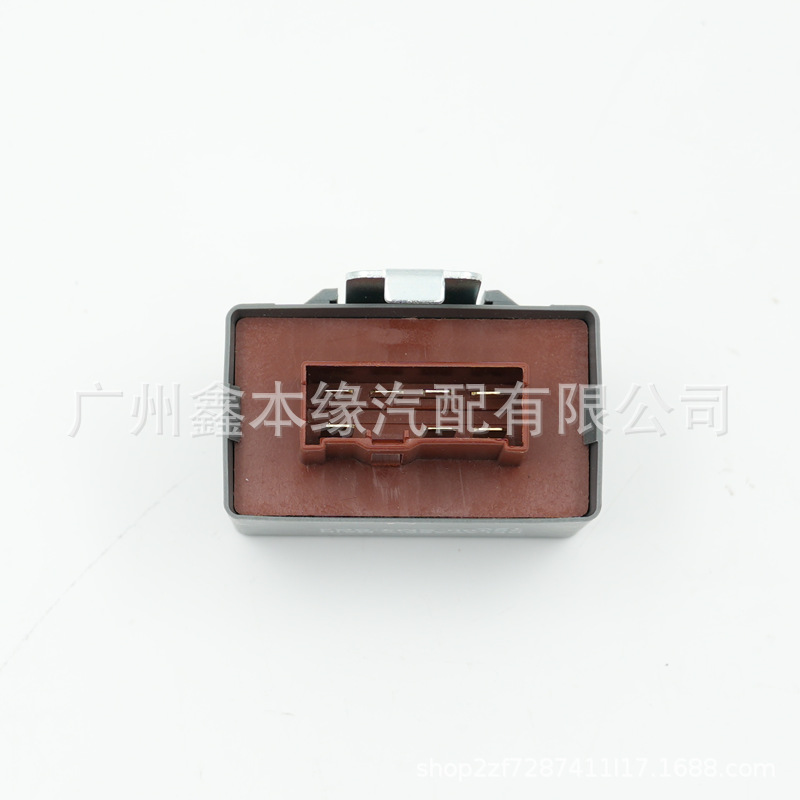 39400-SM4 4.png