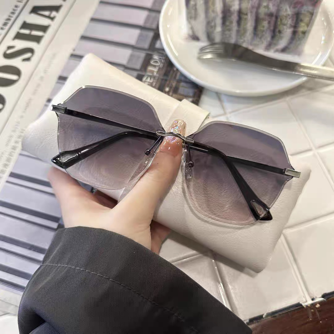 실버 프레임 그라디언트 퍼플