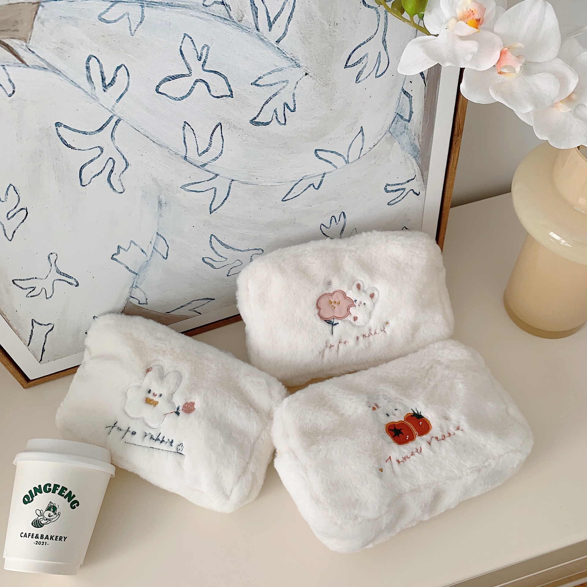 21154 Autumn and Winter plush makeup bag, flower rabbit, cute cartoon embroidered portable bag for women, soft little bag details Picture