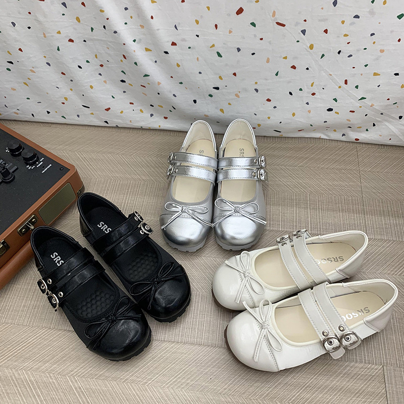 Silver Retro French Round Toe Shallow Mouth Flats Shoes for Women 2024 New Summer Soft Bottom Ballet Style Mary Jane Shoes