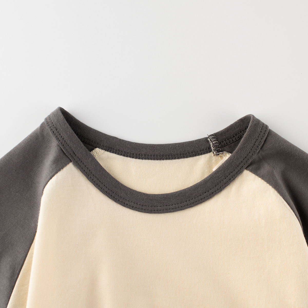 27kids ropa para niños verano nuevo estilo estilo occidental para niños camiseta de manga corta para niños bebé versión coreana tigre transfronterizo suministro de ropa para niños