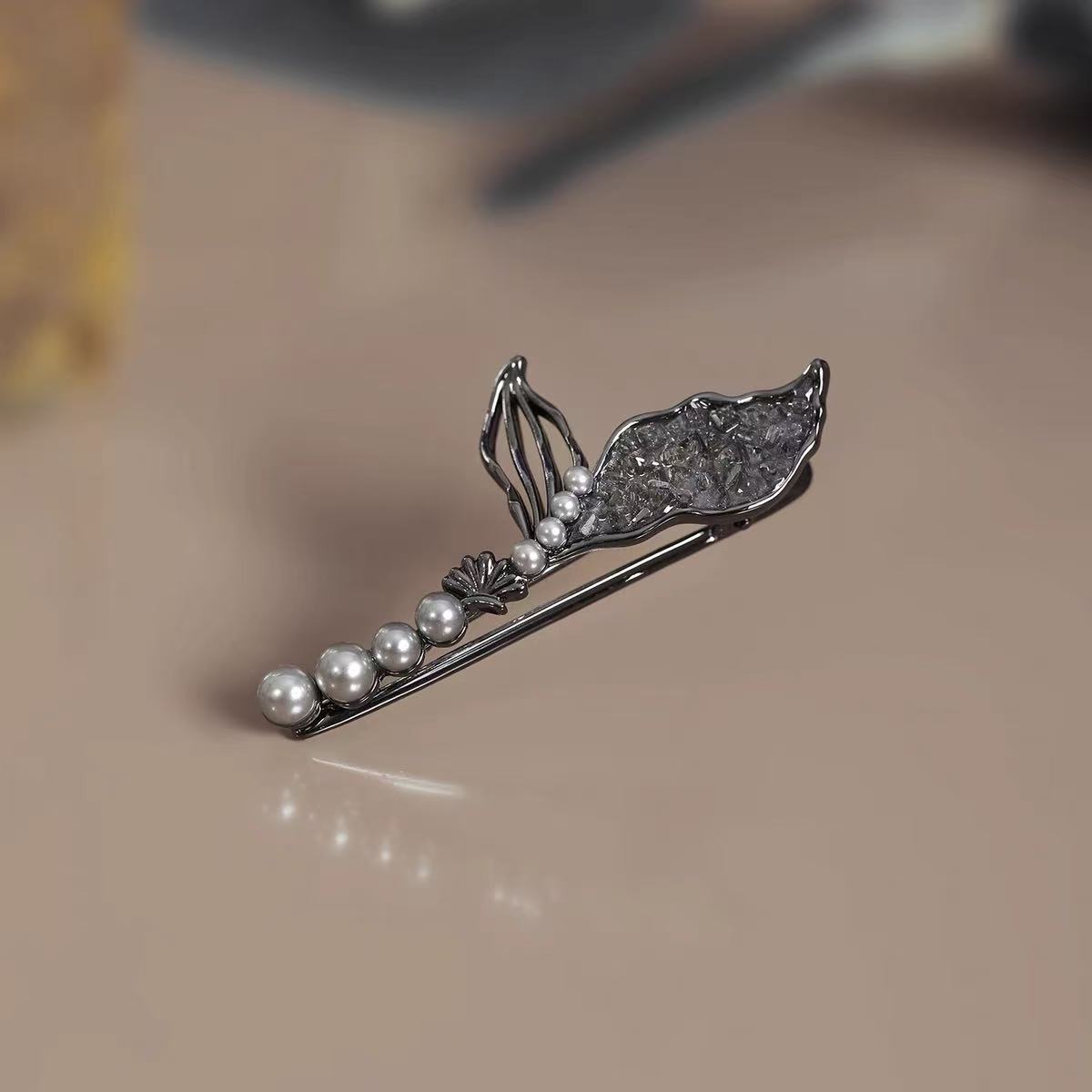 블랙 라인스톤 피쉬테일