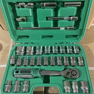 Mühərrik tənzimləmə alətləri, 150-Piece Tool Set with - 32-piece-ratchet-set-with-72-teeth
