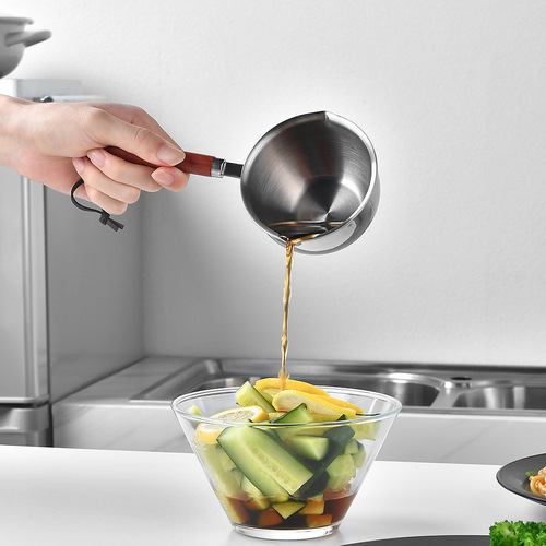 Mini hot oil pan 304 stainless steel watering pan mini small pot wooden handle burning pan small oil pan splashing pan milk pan