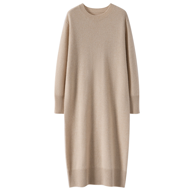 New Autumn and Winter Knitted Dresses Are Fashionable and Versatile