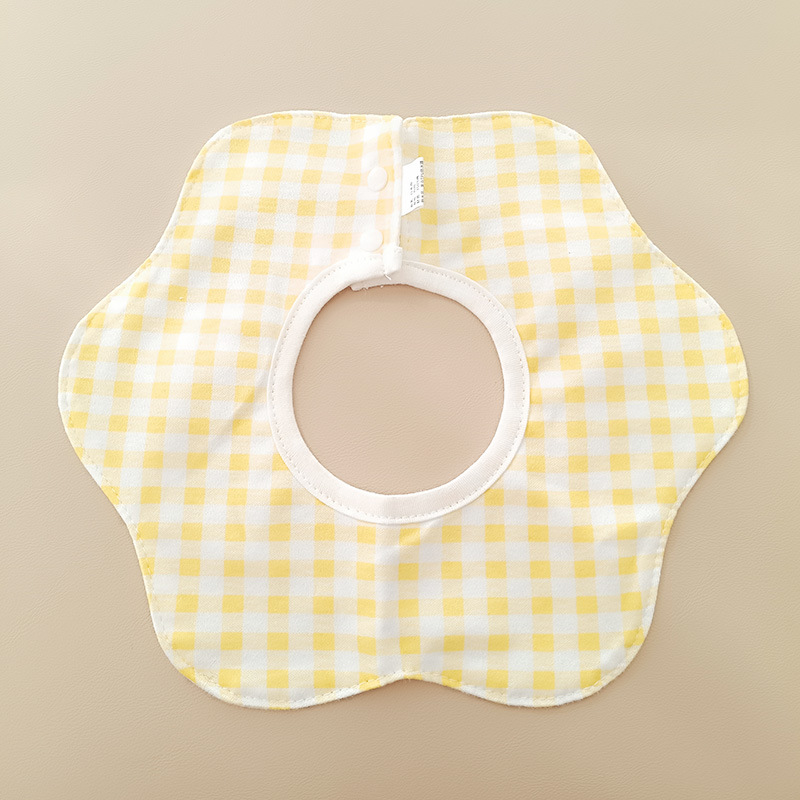 Bebé recién nacido otoño e invierno nuevo estilo flor saliva toalla algodón bebé impermeable escupir babero 360 grados rotación