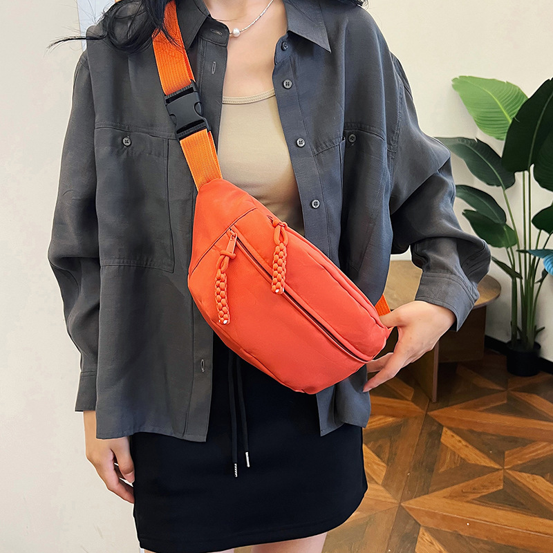 Bolsa de pecho para damas, simple y de gran capacidad, mochila casual japonesa, mochila de hombro para estudiantes, bolsa deportiva ligera.