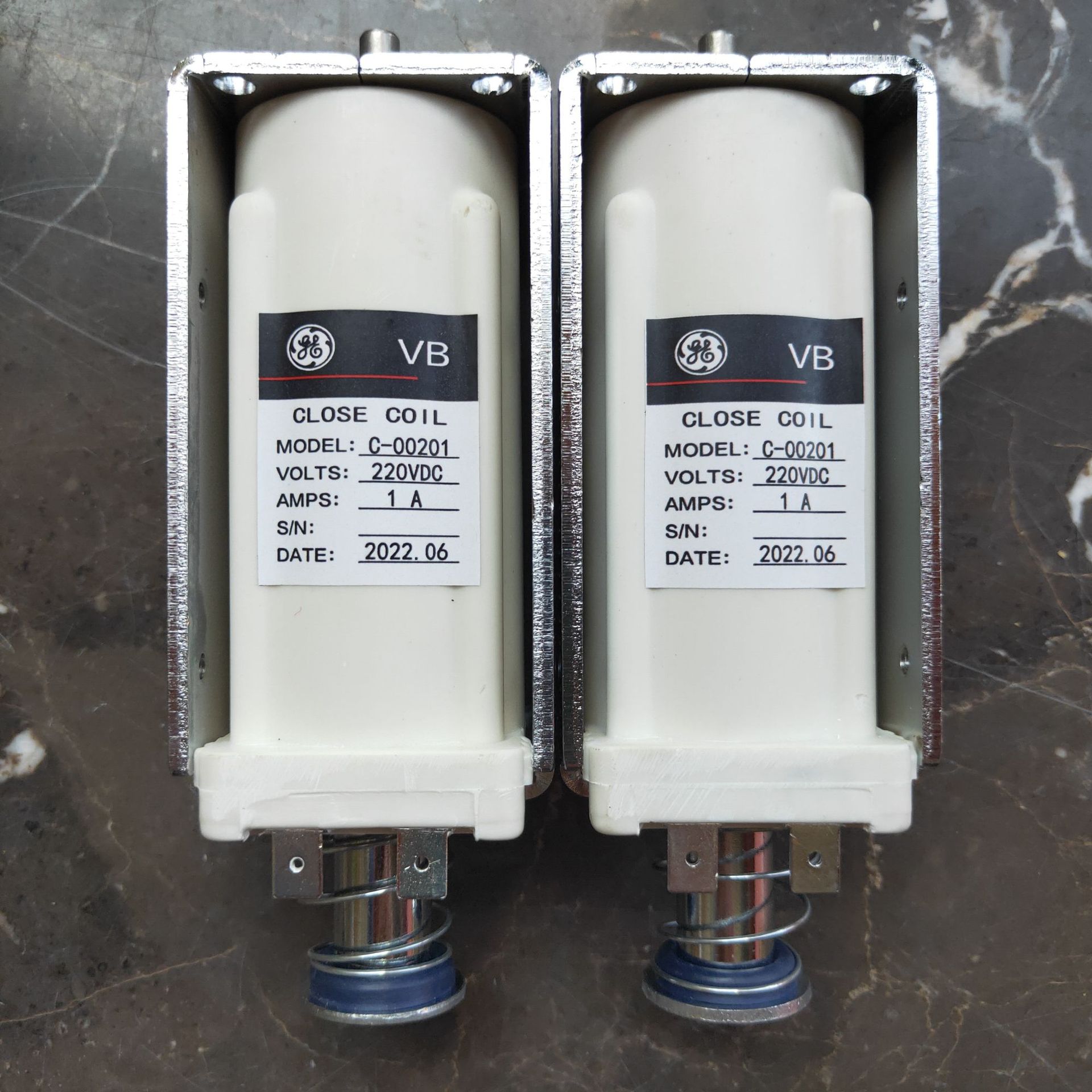 C-00201 220V 1A VB CLOSDE COIL