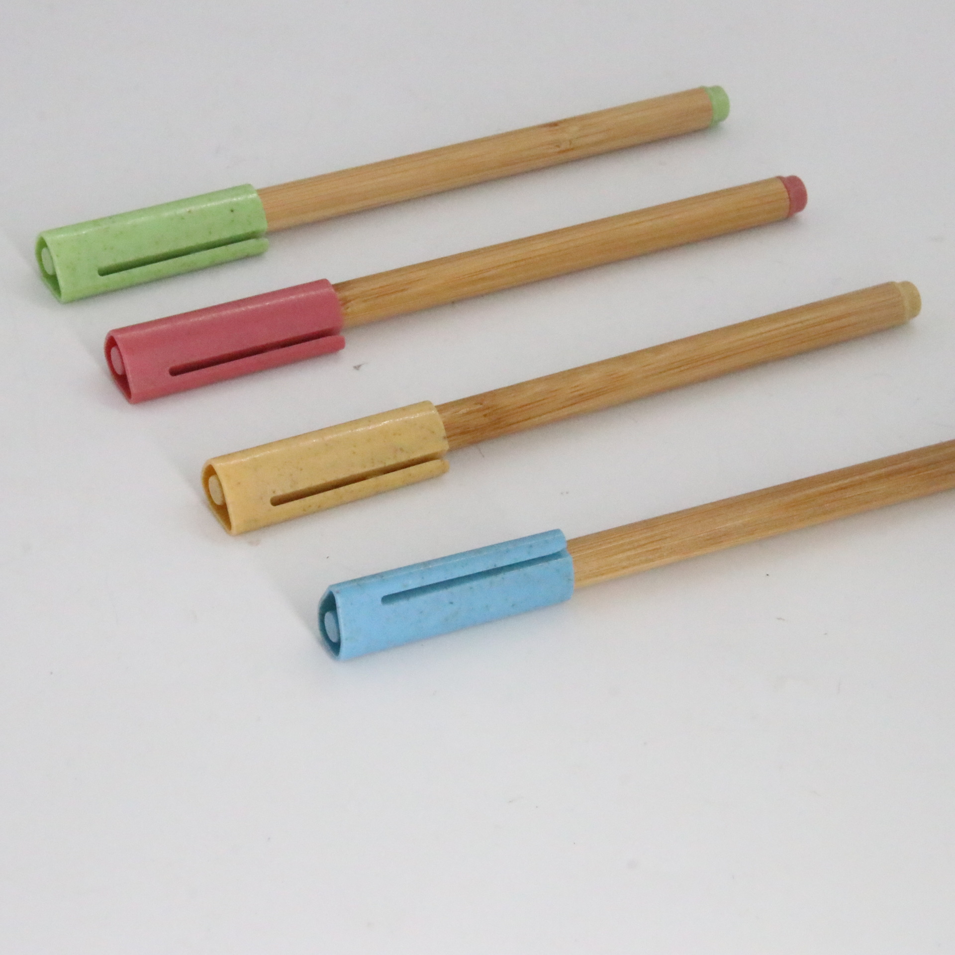 Neutral bolígrafo bambú pluma de madera insertar publicidad al por mayor pluma fabricante