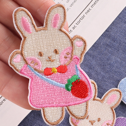 Strawberry computer embroidery logo cartoon rabbit love embroidery chapter clothing accessories decorative patch sticker self-adhesive cloth sticker