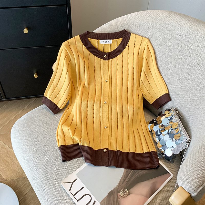 Real Shot in stock Summer New Design Sense Small Chanel Style Contrast Color Round Neck Short Sleeve Top Women's Knitted Shirt