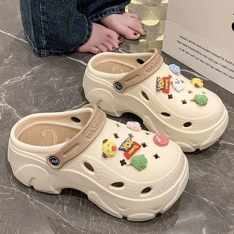 Заводская оптовая продажа 2025 новые увеличенные пещерные ботинки женские летние толстые подошвы носить новые пляжные сети