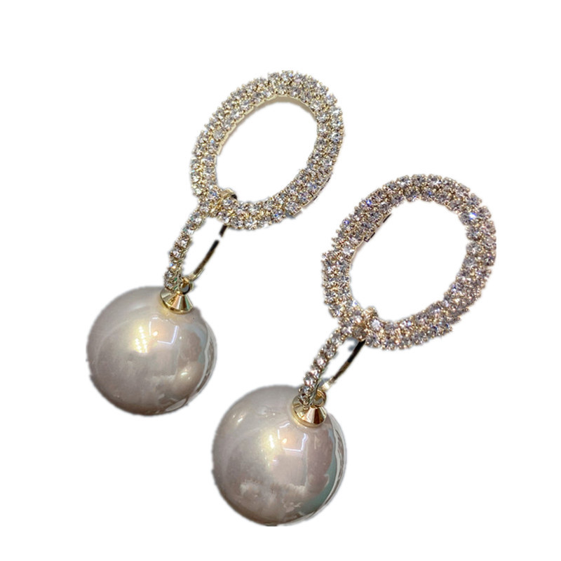 Fashion Full Diamond Pearl Stud Earrings display picture 2