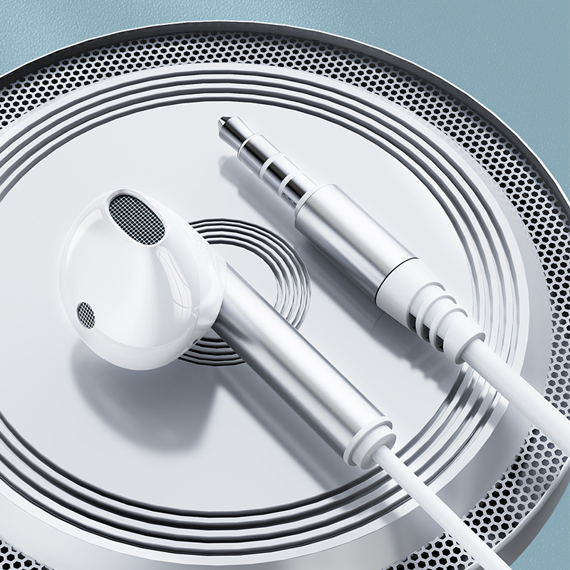 2022 nuevo auricular con cable en la oreja bajo pesado juego de pollo karaoke computadora teléfono móvil auriculares de metal al por mayor