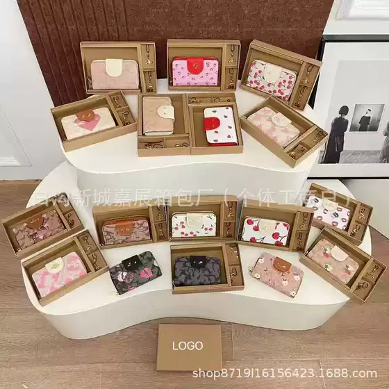 Foreign Trade Women's Bag 2025 New Wallet Set Fashionable Personalized Zero Wallet Popular Letter Small Square Bag Handheld Bag Trend