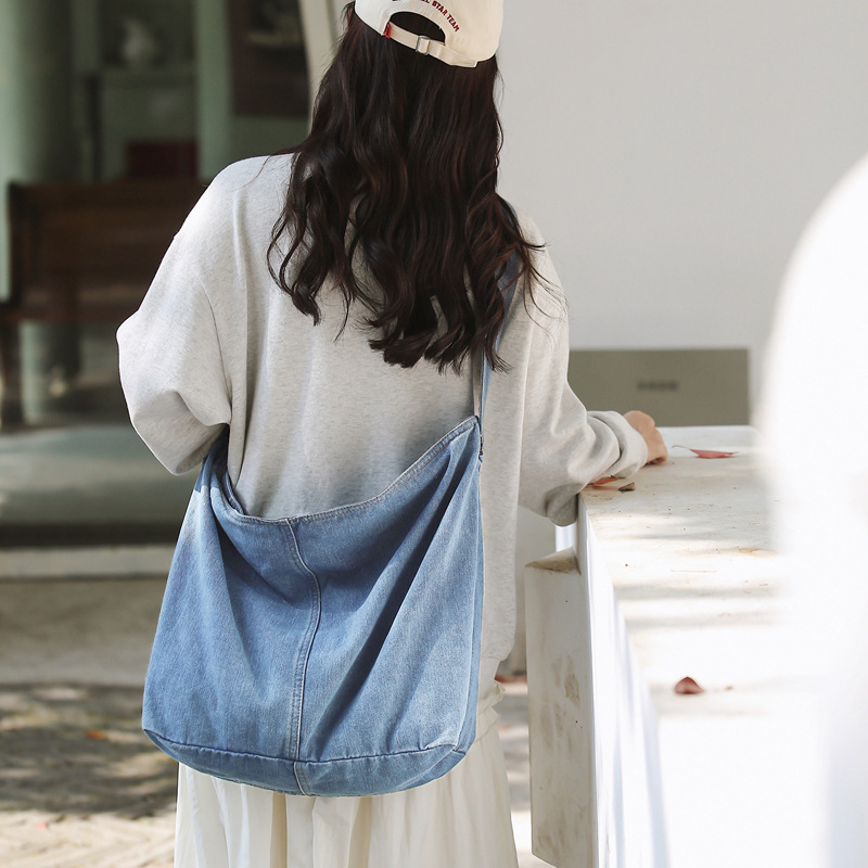 Korean Retro Denim Shoulder Bag for Women, Large Capacity Crossbody Bag, Simple and Versatile Commuter Tote Bag Korean Retro Denim Shoulder Bag for Women, Large Capacity Crossbody Bag, Simple and Versatile Commuter Tote Bag