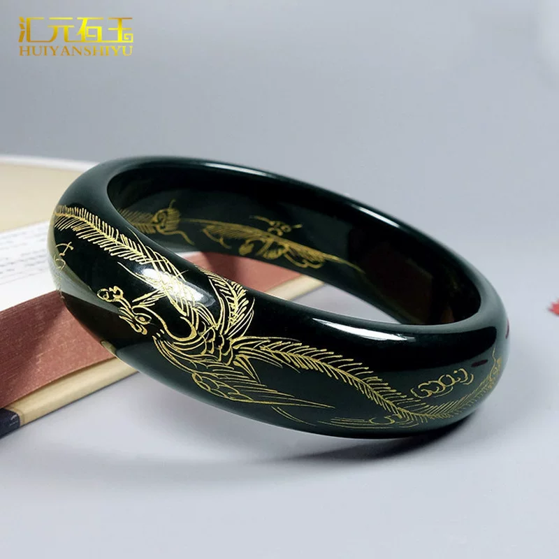 Имитированная нефритовая bracelet