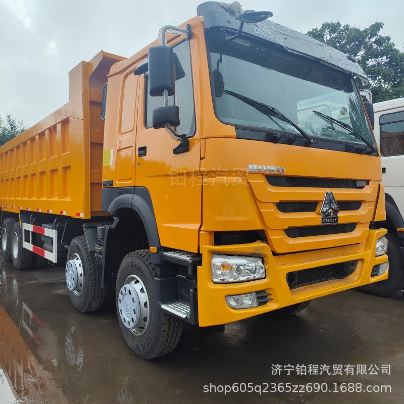 SINOTRUK dump truck cross-border export HOWO dump truck HOWO 6×4 self-unloading tractor truck