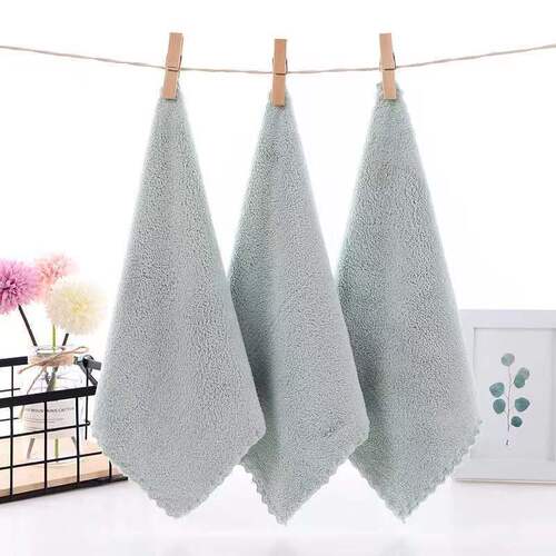 Wholesale Plain Color Square Scarf Kindergarten Face Wiping Hand Towel Children Absorbent Quick Dry Edge Embellishment Welfare Teddy Bear Gift