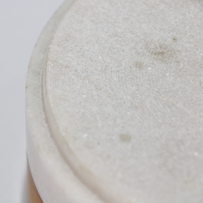 ����ֱ������ʯ��ָչʾ����Բ�������鱦��ָ���м���Ʒ���յ���