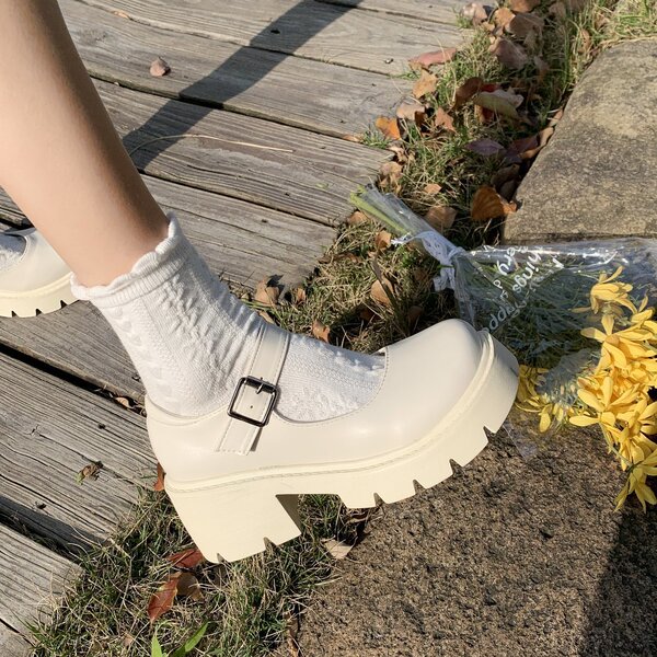 Japanese demi-season Mary Jane shoes platform with a strap English…
