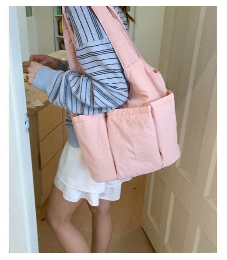 Single-shoulder underarm bag, large-capacity tote bag, versatile nylon fabric bag for women, new pleated multi-pocket commuter handbag undefined