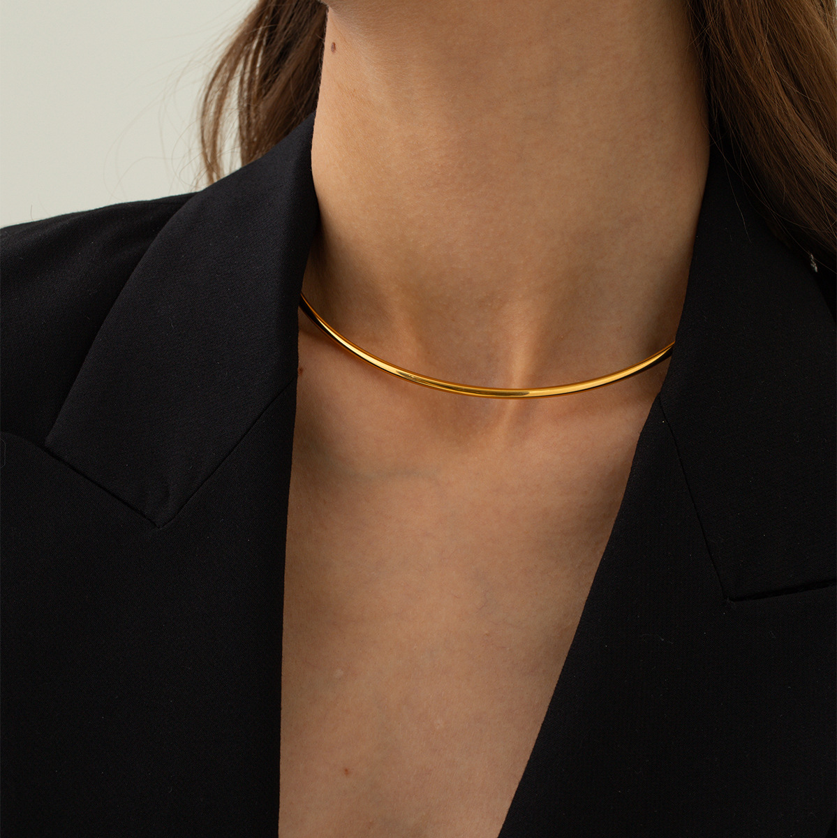 Europeo y americano INS estilo popular personalizado simple 18K oro Acero inoxidable 3mm diámetro de alambre Apertura de alto grado collar joyería para las mujeres