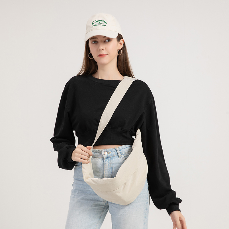 Bolso de pecho de moda de gran capacidad japonés, relajado, ligero, casual, tendencia, bolso de mensajero, bolso de hombro portátil transpirable y versátil