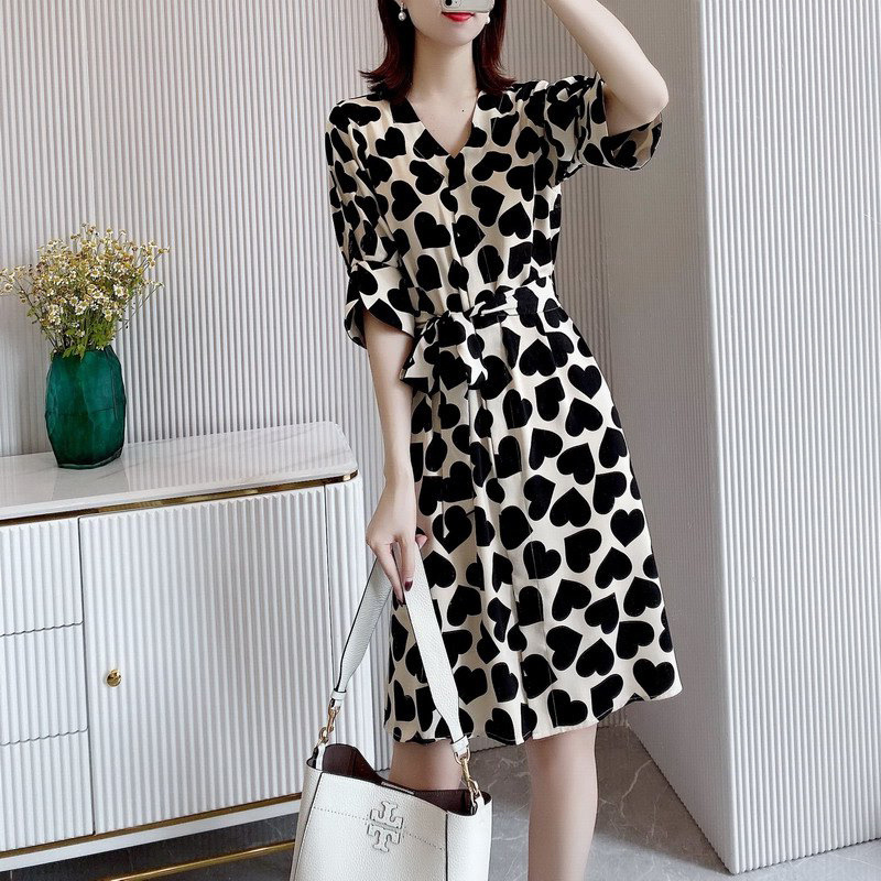 Summer fresh cute elegant dress for leisure