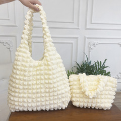 Original bubble flower portable lunch bag 2022 new Japanese and Korean girl's hand lunch box bag student crossbody bag