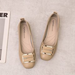 ソフトレザーミッドヒールシングルシューズ女性用2025新しいスタイルファッショナブルなローヒールスリッポンビーニーシューズ浅い口の四季の小さな革靴
