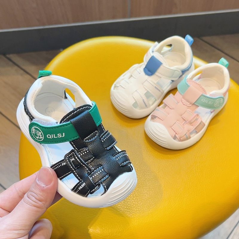 Zapatos para niños pequeños Baotou de verano, sandalias, zapatos para niños, zapatos para bebés, sandalias para bebés para niños y niñas a prueba de patadas