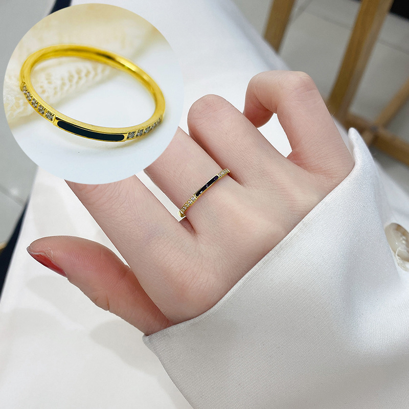Anillo simple de alta sensación para mujeres ins no decolor acero titanio coreano nicho diseño de oro rosa personalidad de estilo frío