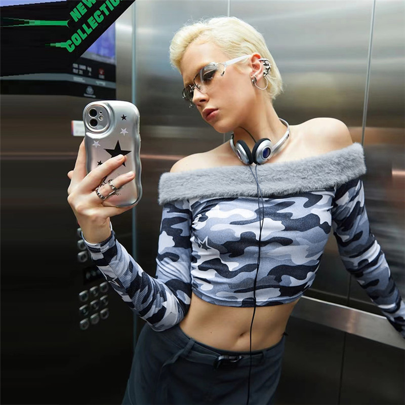 one-word neck camouflage printing slim fit crop bottoming shirt NSCOK139142