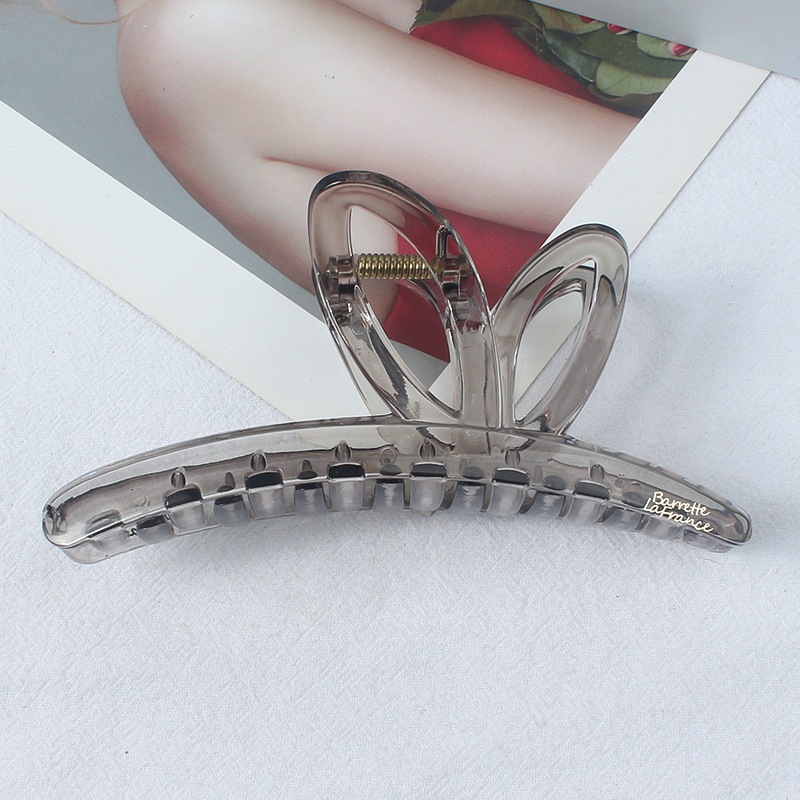 Nueva pinza de pelo hueca con forma de mariposa para mujer, tamaño grande, color sólido, tacto de alta gama, elegante pinza de tiburón para cabello grueso.