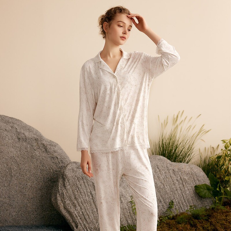 Minaikawa Yasel Printed Women's Lapel Suit Loungewear Two-Piece Long-Sleeve Pajamas and Sleep Pants Set for Women Minaikawa Yasel Printed Women's Lapel Suit Loungewear Two-Piece Long-Sleeve Pajamas and Sleep Pants Set for Women