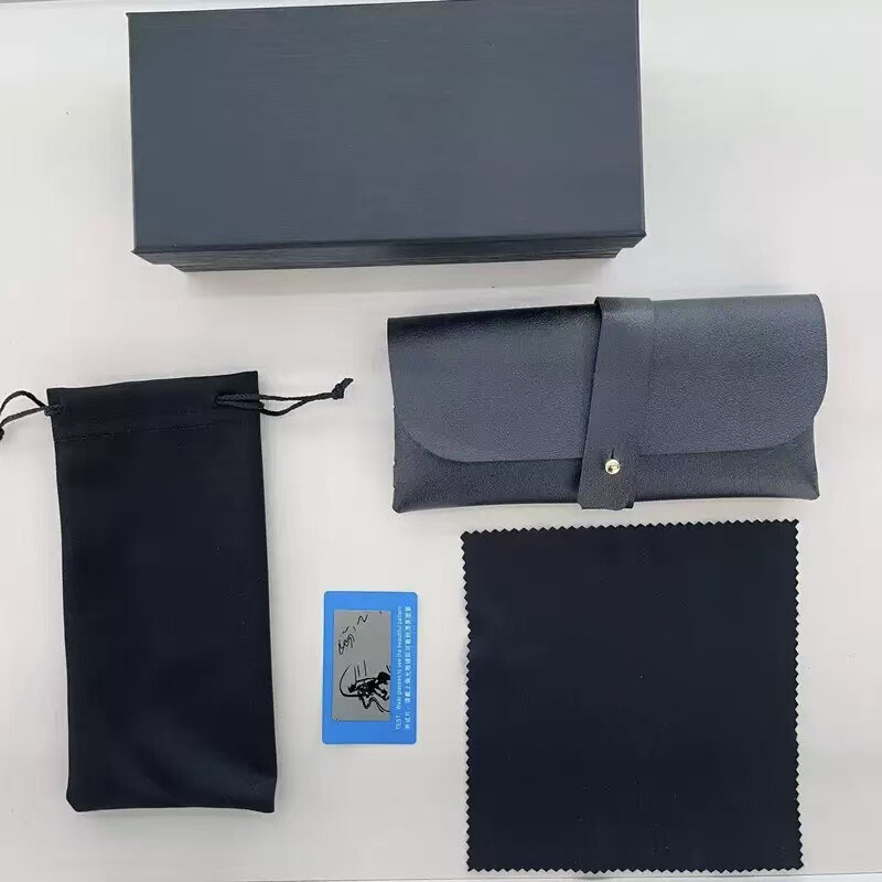 Fashionable Flip-Top Sunglasses Set, Glasses Case, Cloth Bag, Glasses Cloth, Polarized Light Test Card, Multifunctional Screwdriver
