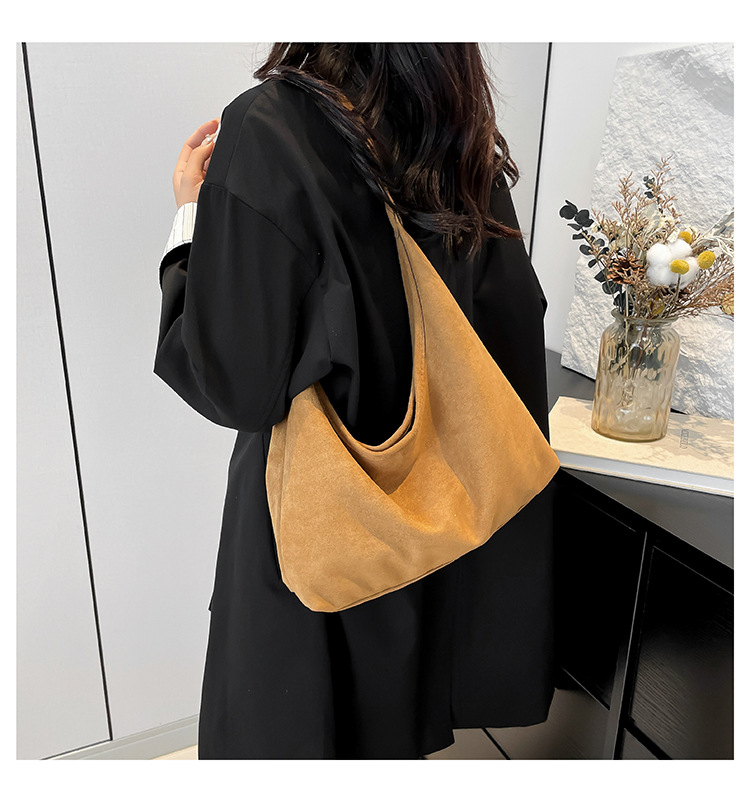 Retro casual commuting large-capacity bag for women, 2024 new autumn and winter suede tote bag, niche casual single-shoulder bag undefined