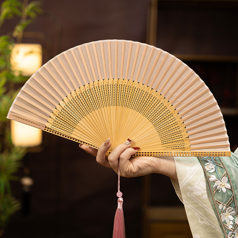 New Chinese Folding Fan Solid Color Fan Chinese Style Portable Silk Hollow Bamboo Fan Cheongsam Hanfu Women's Morning Spam Fan New Chinese Folding Fan Solid Color Fan Chinese Style Portable Silk Hollow Bamboo Fan Cheongsam Hanfu Women's Morning Spam Fan