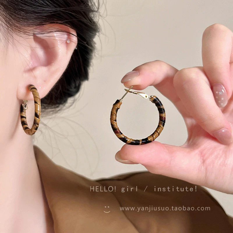A2752 leopardo profundo 3cm - red red cuero leopardo gran pendientes de anillo